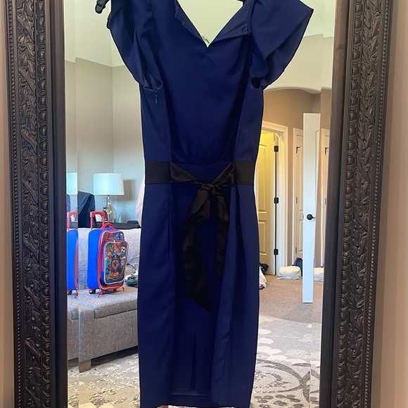 Dress - Picture 2 of 2